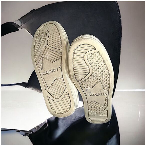 Skechers l Kids l Double Up-Take The Lead Sneaker l Silver Bling l Slip on l 11 - Picture 6 of 10